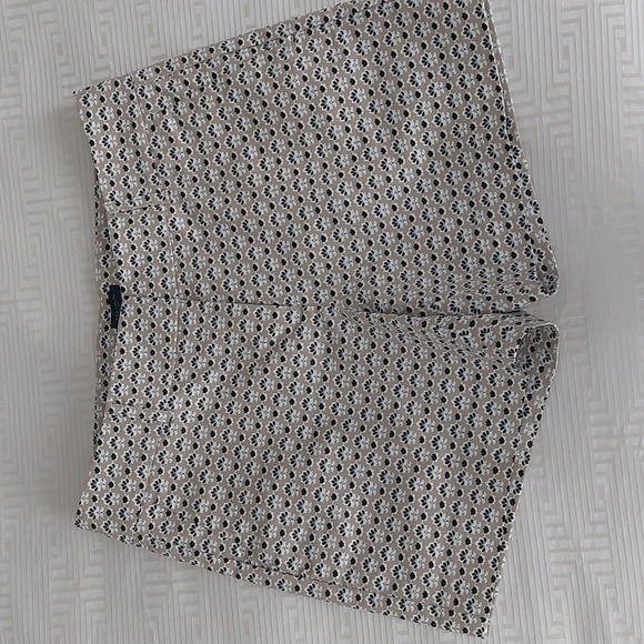 Ann Taylor Shorts - Picture 1 of 4